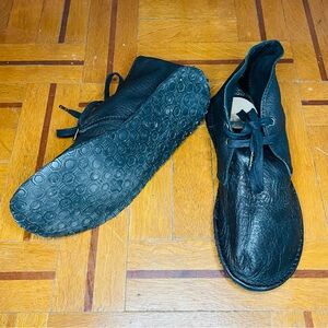 Barefoot Pals Black Leather Shoes